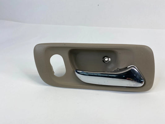 1999-2004 HONDA ODYSSEY FRONT RH PASSENGER SIDE INTERIOR DOOR HANDLE W BEZEL OEM