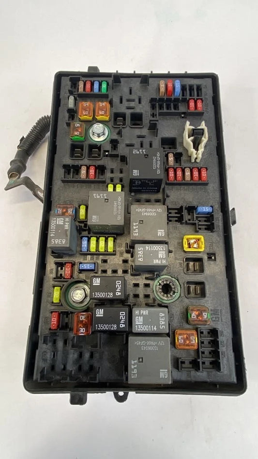 2010 2011 CADILLAC SRX 3.0L ENGINE FUSE BOX FUSEBOX W/O FOG LIGHTS 15896994 OEM