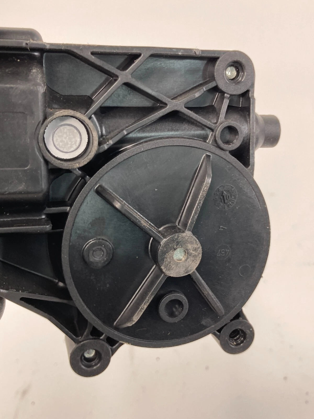 2008-2012 CHEVROLET MALIBU SEDAN REAR LEFT SIDE DOOR WINDOW MOTOR 0130822365 OEM