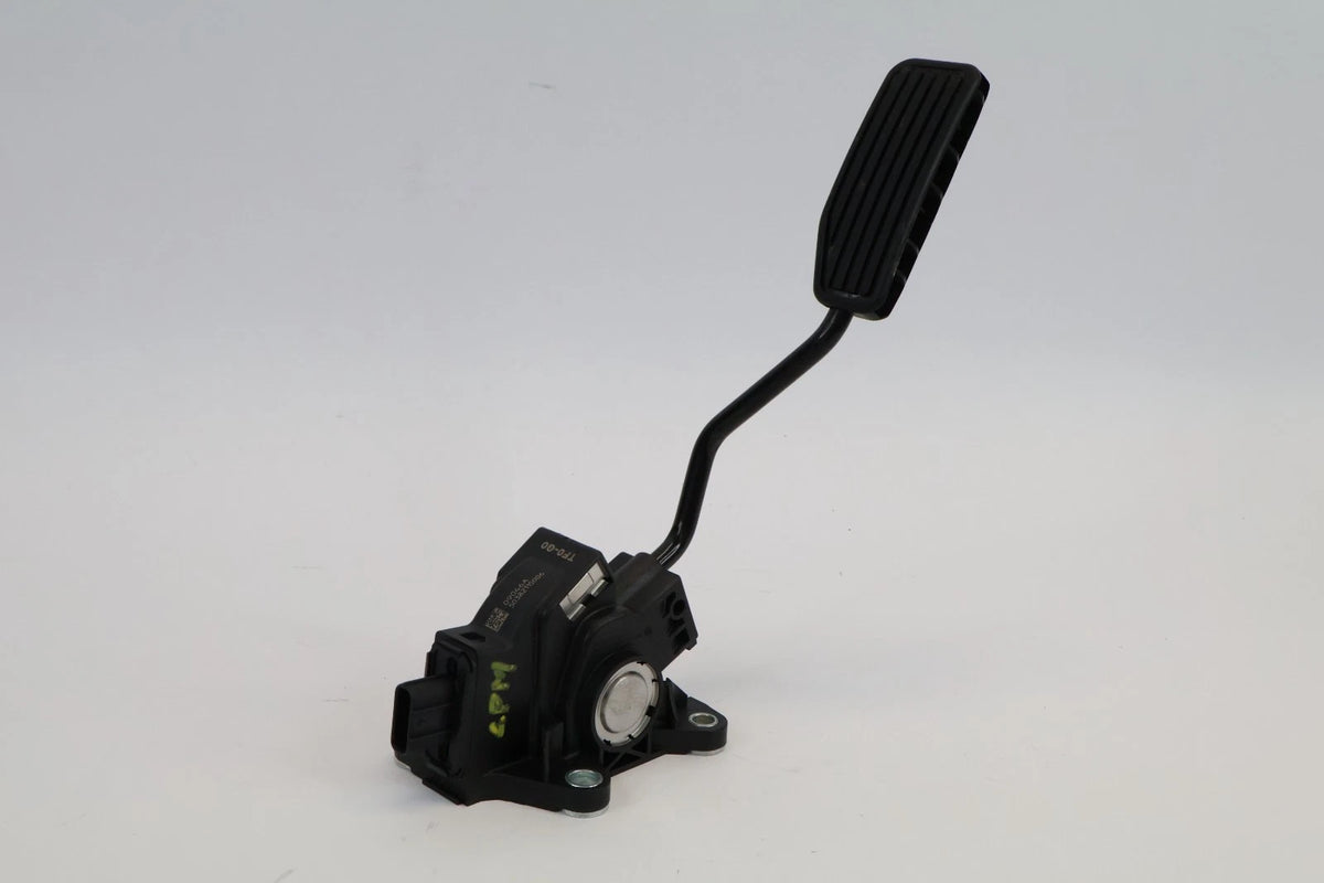 2010-2014 HONDA INSIGHT 2009-2013 FIT ACCELERATOR PEDAL TRAVEL SENSOR OEM