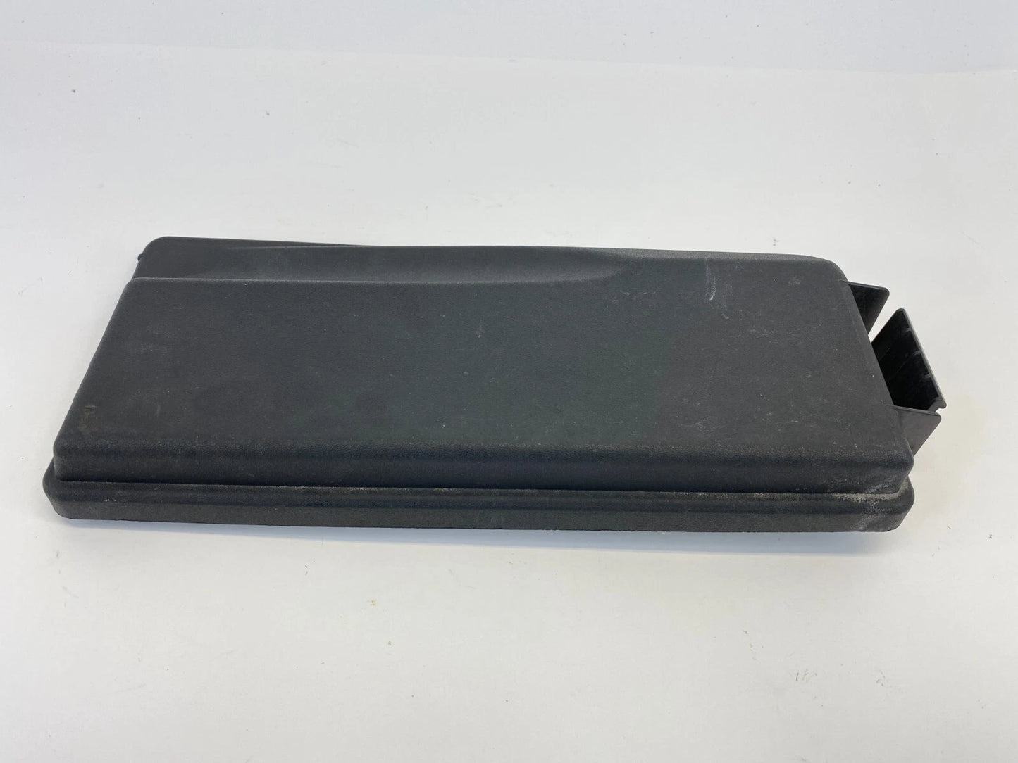 2003-2007 SAAB 9-3 93 SEDAN ENGINE FUSE RELAY JUNCTION BLOCK COVER CAP 24436039