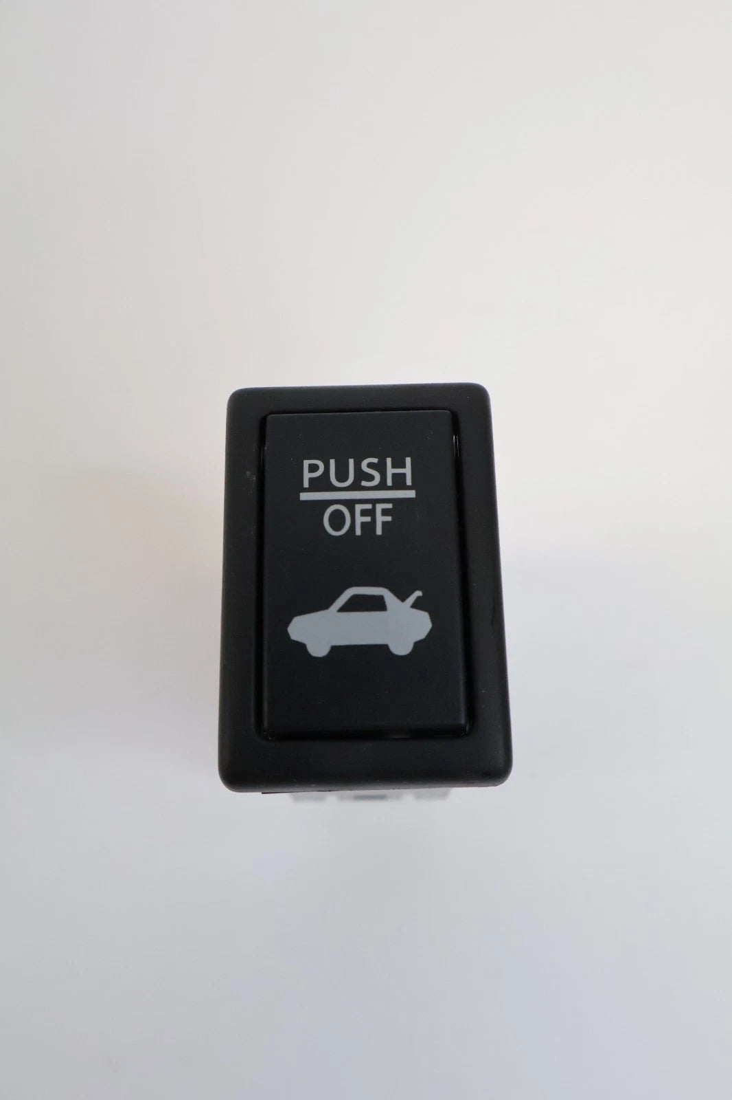 2010-2013 SUZUKI KIZASHI TRUNK LID TAILGATE OPENER BUTTON SWITCH SP241-202 OEM