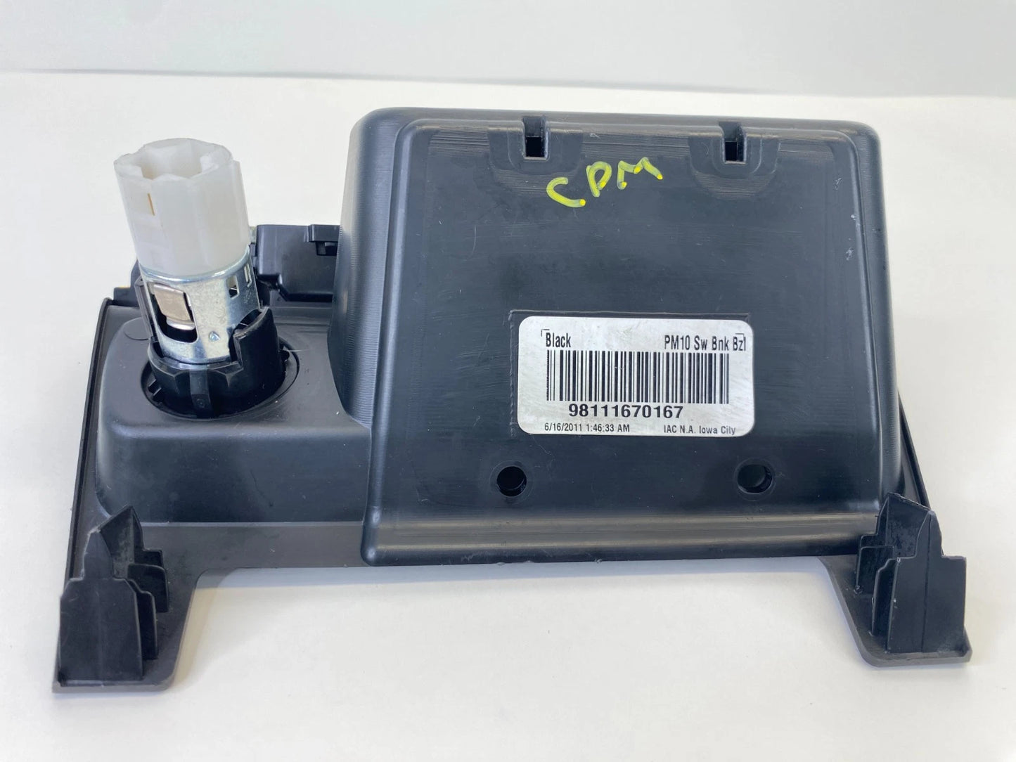 2010-2012 DODGE CALIBER DASH HAZARD TRACTION SWITCH STORAGE BEZEL OEM 68044102AB