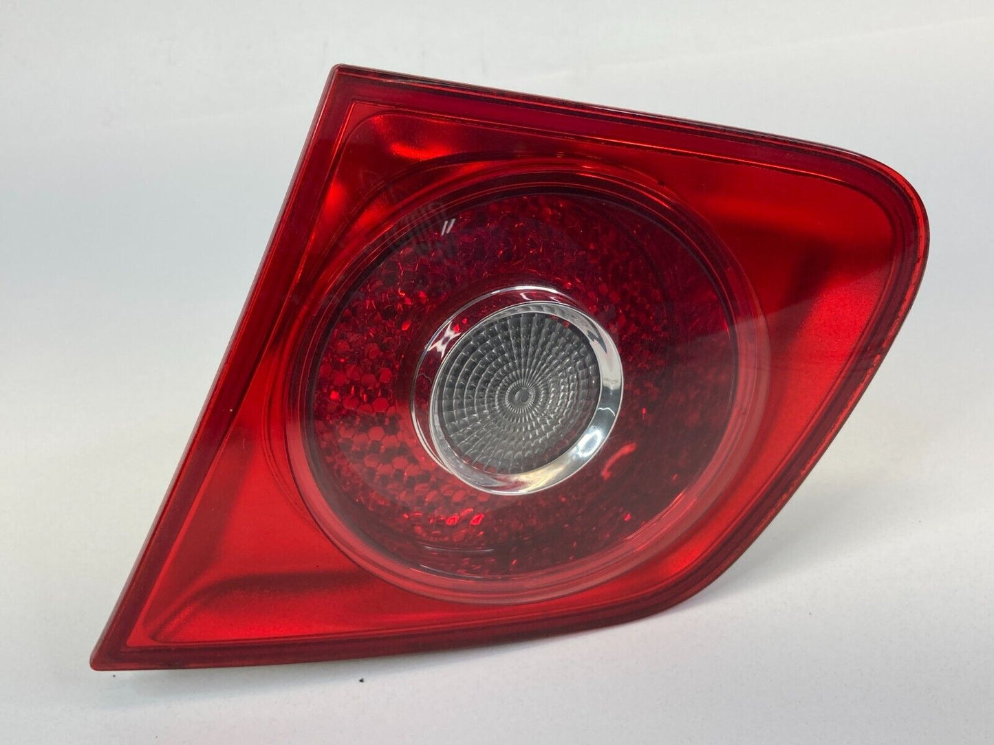 05-07 Volkswagen Jetta Sedan Right Side Tail Light Inner Taillight 1K5-945-094J