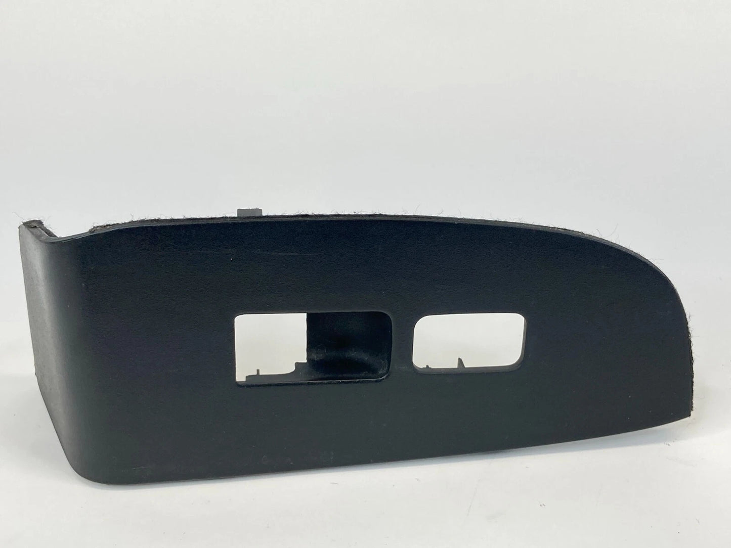 2003-2007 HONDA ACCORD COUPE 2 DR FRONT RIGHT DOOR WINDOW SWITCH BEZEL OEM