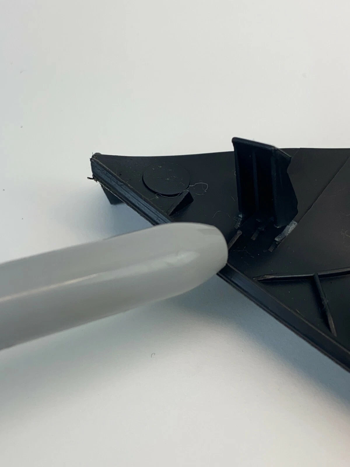 2014-2016 KIA FORTE FRONT RIGHT SIDE DASH END CAP COVER TRIM PANEL 84785-A7001