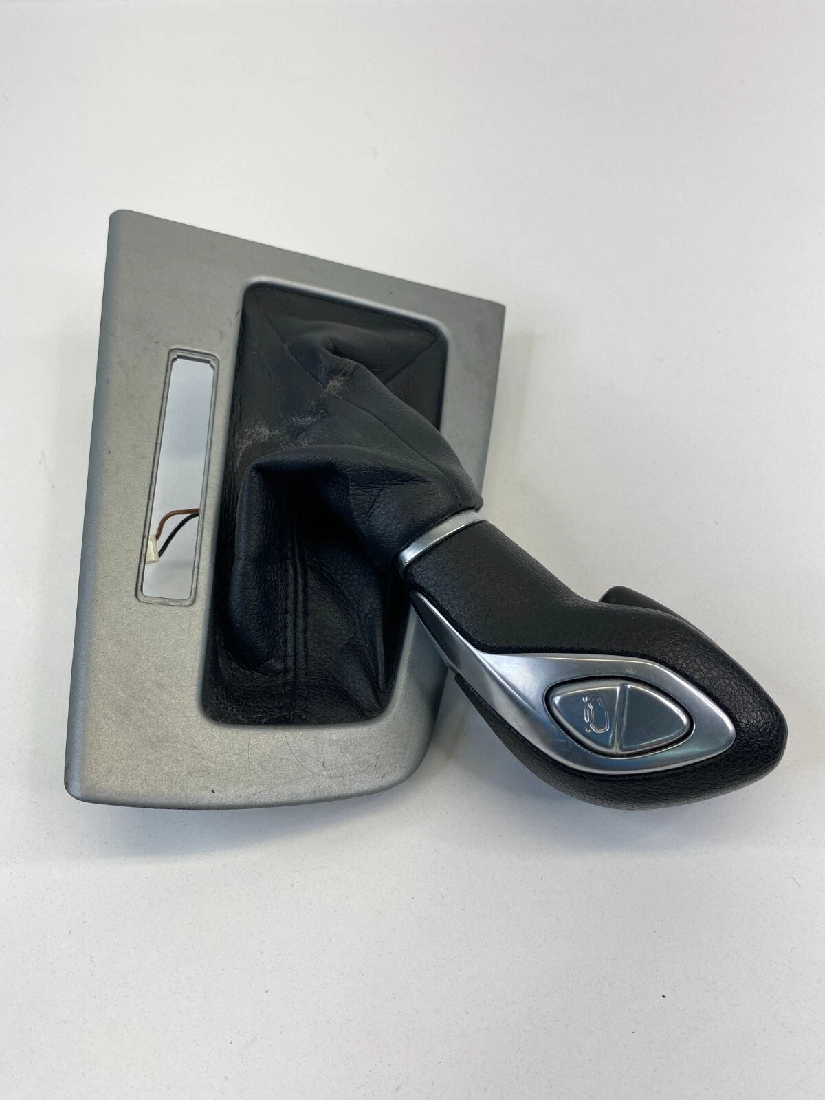 2012-2014 FORD FOCUS AUTOMATIC CENTER CONSOLE SHIFTER SHIFT BEZEL BOOT & KNOB