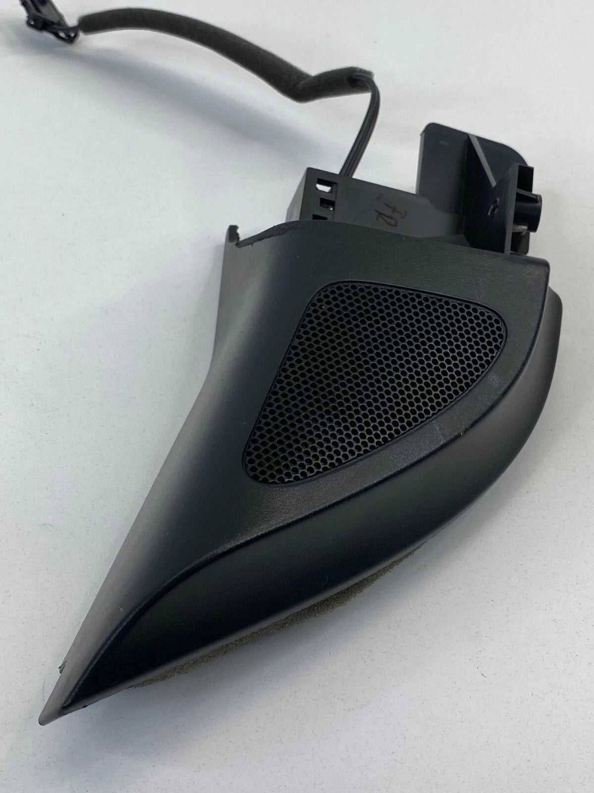 2005-2010 VW VOLKSWAGEN JETTA FRONT RIGHT PASSENGER SPEAKER TWEETER W/ COVER OEM