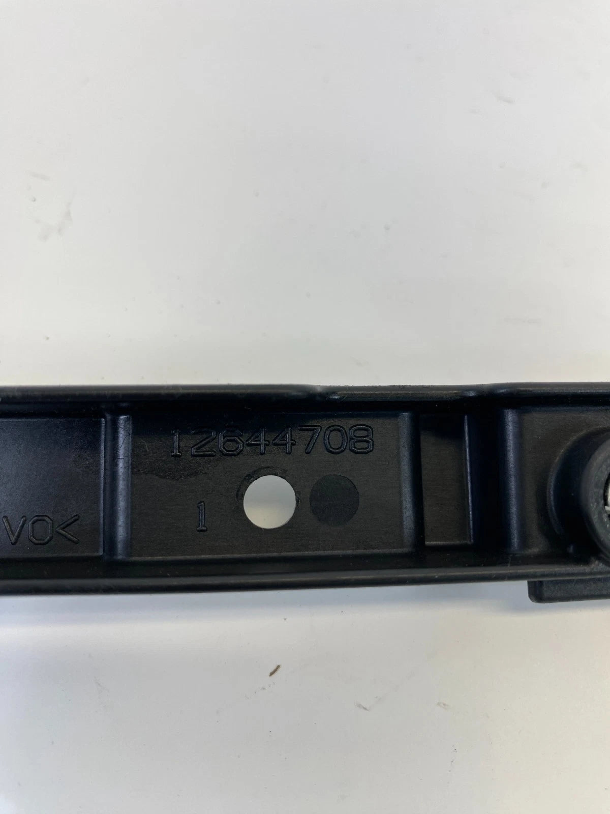 13-19 CADILLAC ATS CTS 2.0L ENGINE UPPER INTAKE MANIFOLD BRACKET 12644708 OEM