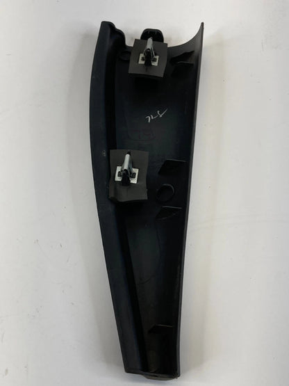 09 10 11 12 CHEVROLET TRAVERSE REAR LEFT DOOR INNER FRAME CORNER BEZEL 25852794