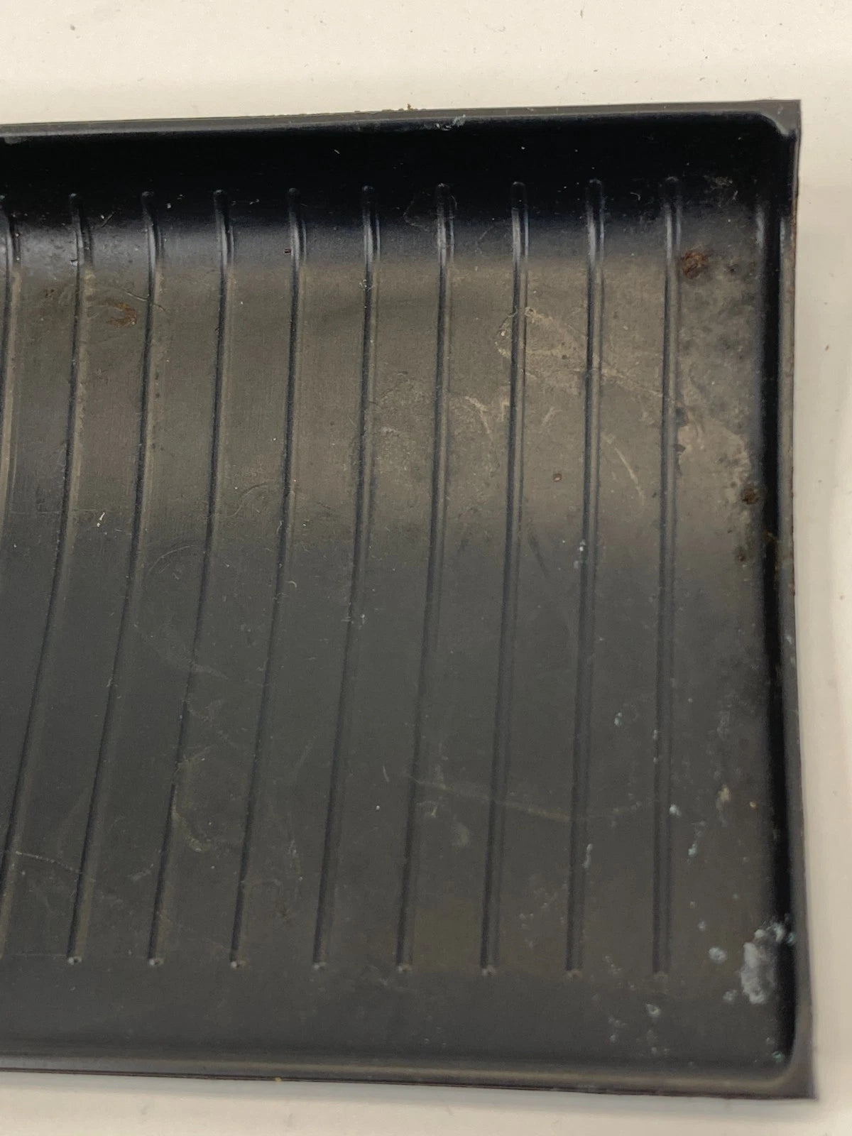2009-2014 NISSAN MURANO FRONT CENTER CONSOLE POCKET RUBBER MAT INSERT LINER OEM