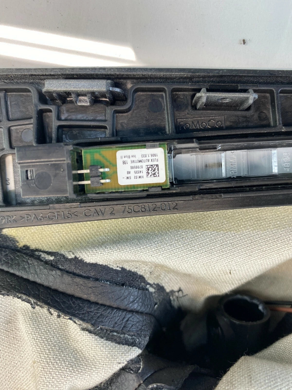 12-14 FORD FOCUS A/T CENTER CONSOLE SHIFTER SHIFT BEZEL BOOT & KNOB 75C812-012