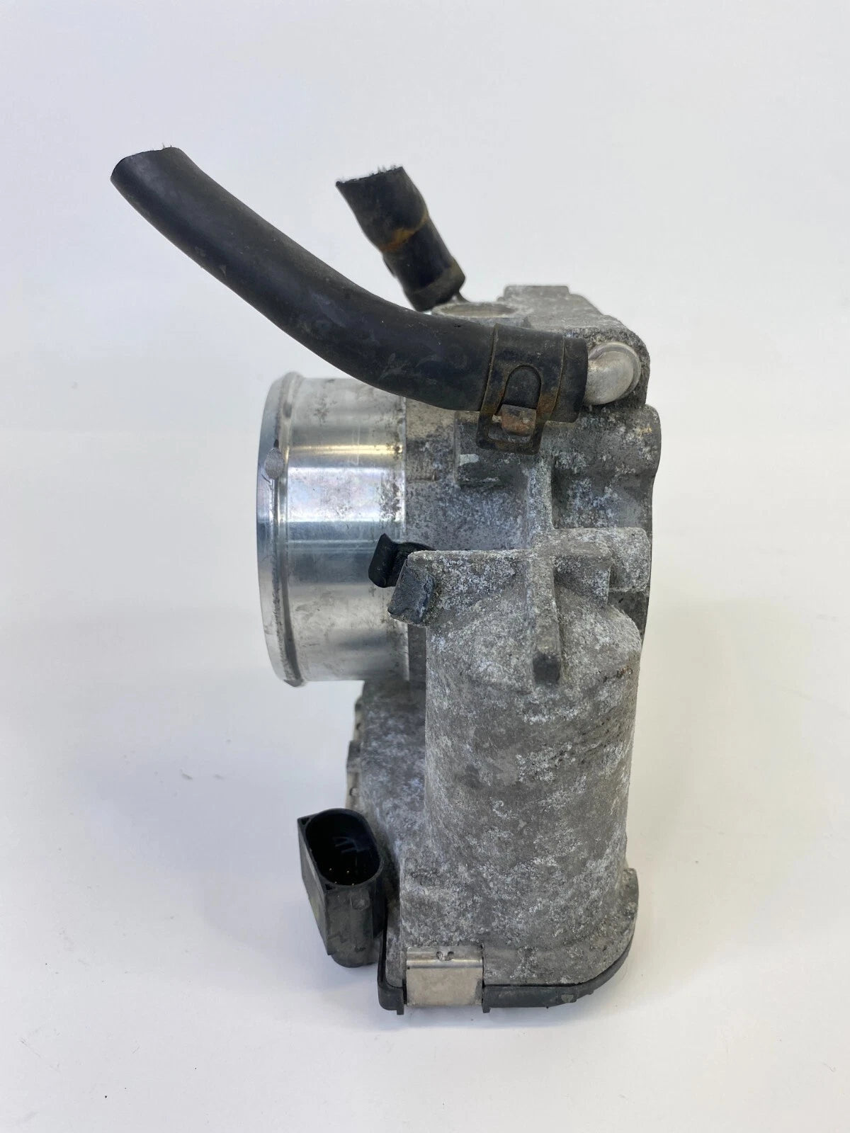 2011-2014 HYUNDAI SONATA 2.4L AT THROTTLE BODY THROTTLE VALVE 35100-2G700 OEM