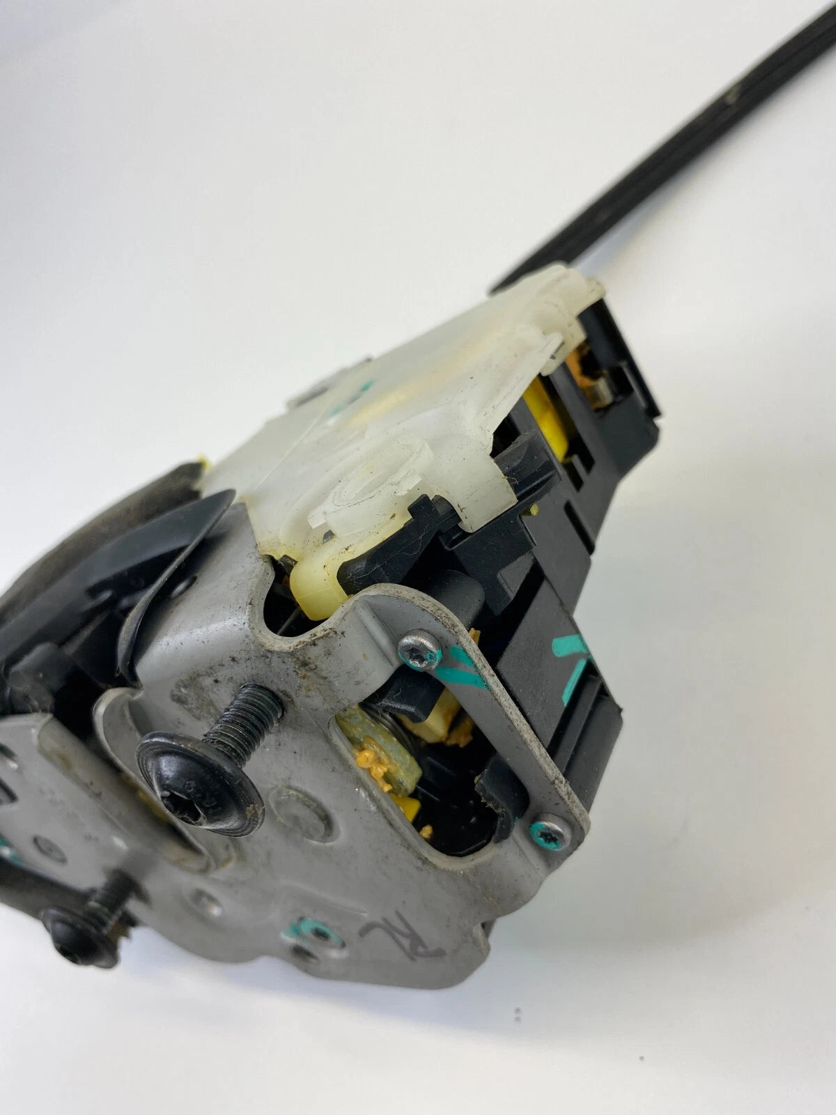 2010-2015 CHEVROLET EQUINOX REAR LEFT DOOR LOCK LATCH RELEASE ACTUATOR 13503783
