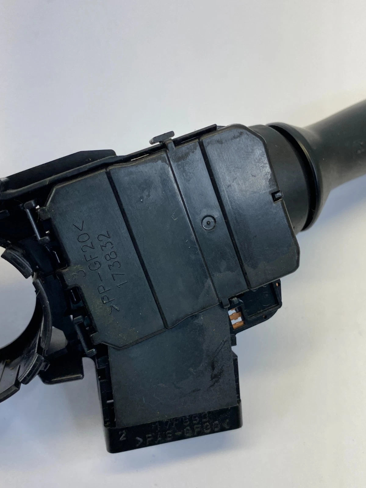 2007-2012 TOYOTA YARIS HATCHBACK TURN SIGNAL & WIPER COMBINATION SWITCH ASSY OEM