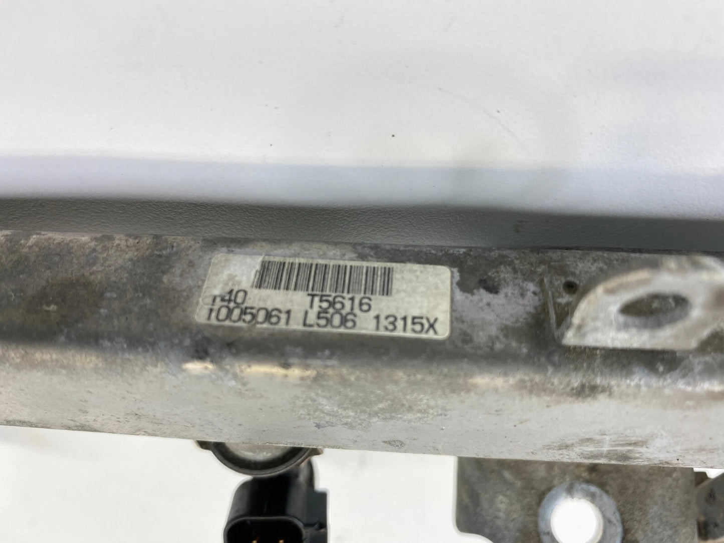 2010-2012 MAZDA CX-7 FUEL INJECTION RAIL WITH 4 INJECTORS L506-1315X OEM