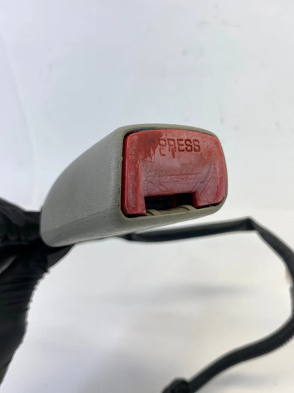 2007-2011 TOYOTA CAMRY FRONT RIGHT PASSENGER SIDE SEAT BELT BUCKLE GRAY OEM