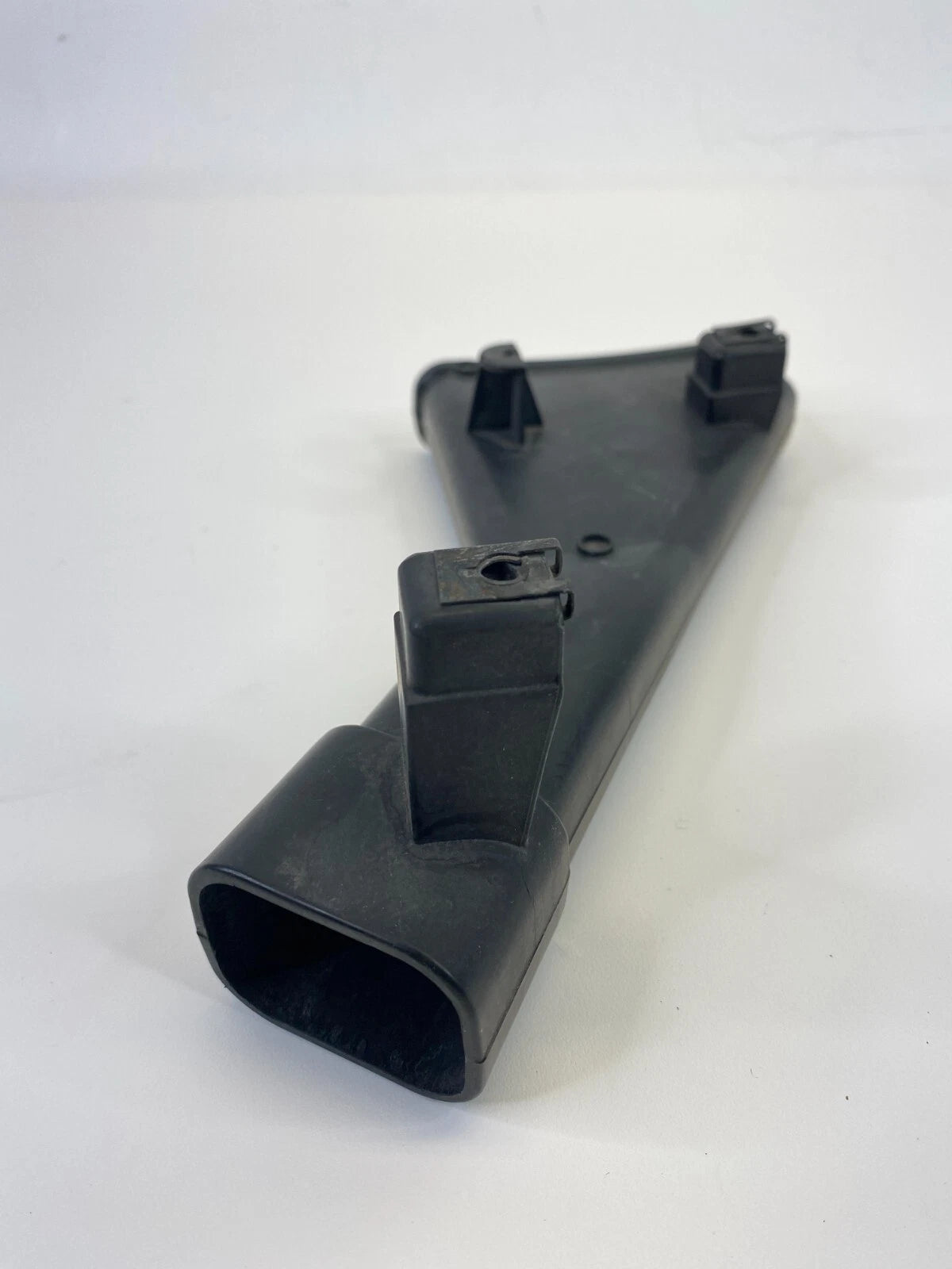 2003-2011 SAAB 9-3 2.0L FRONT BATTERY COOLING AIR DUCT 12790911 OEM
