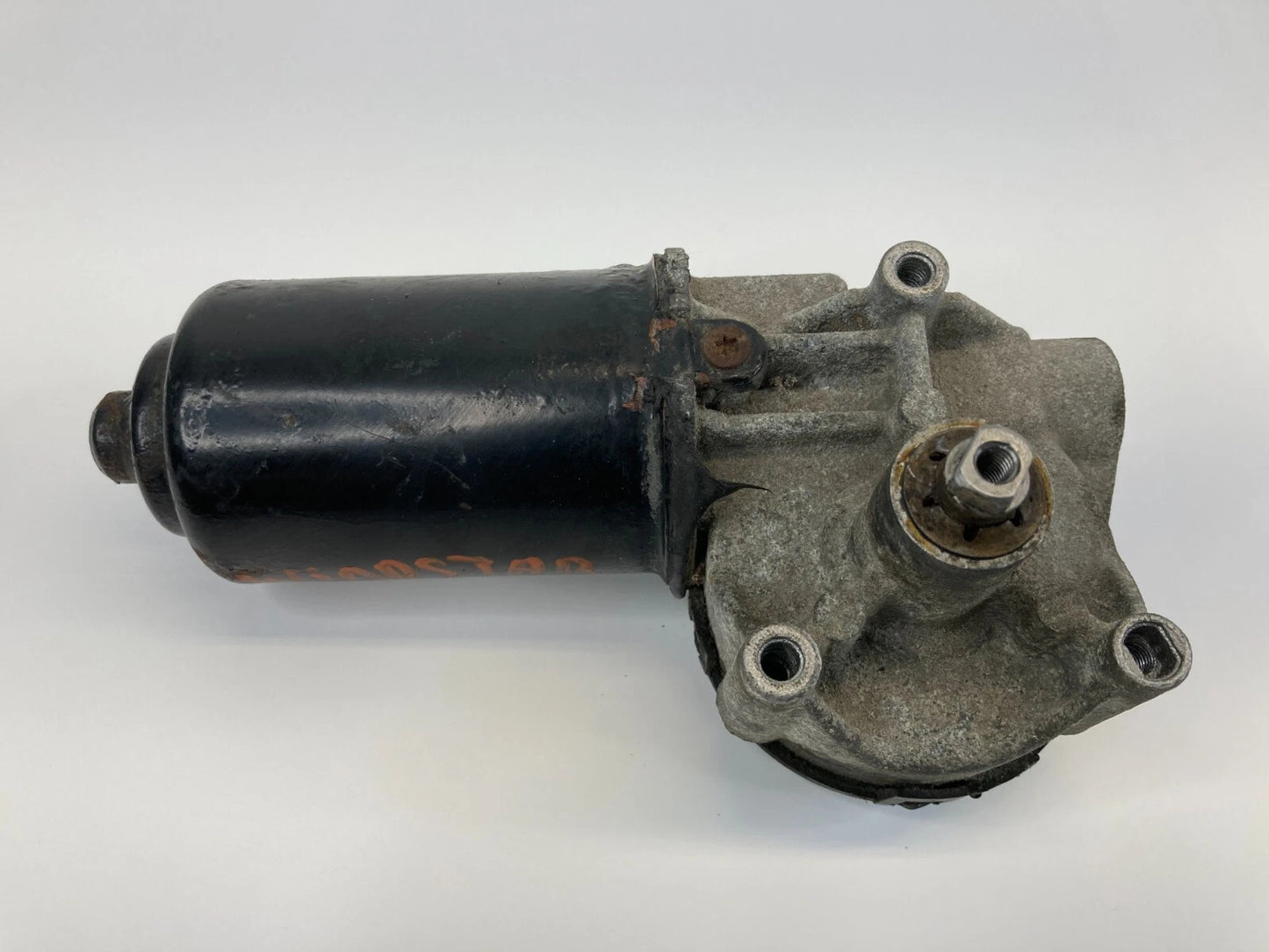 1999 2000 2001 2002 2003 FORD WINDSTAR FRONT WINDSHIELD WIPER MOTOR ASSEMBLY