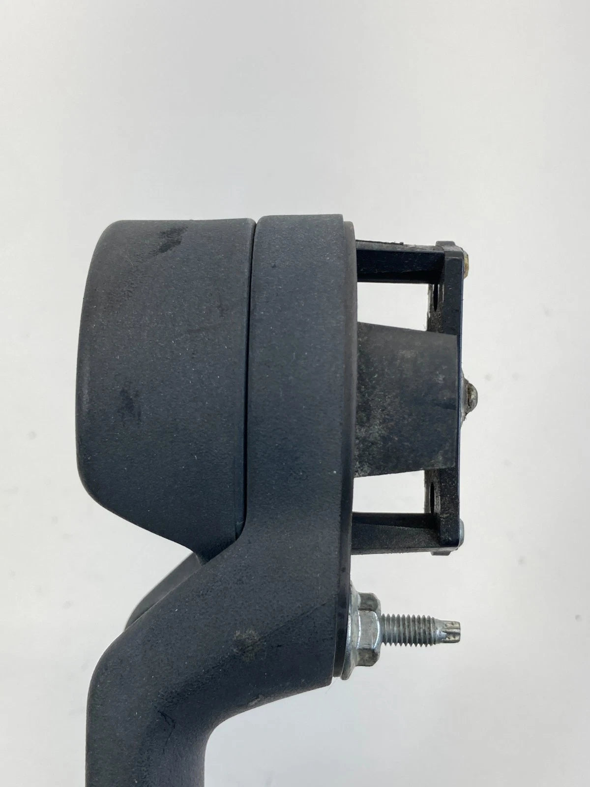 2010-2012 JEEP LIBERTY REAR RIGHT BACK SIDE EXTERIOR DOOR HANDLE OEM