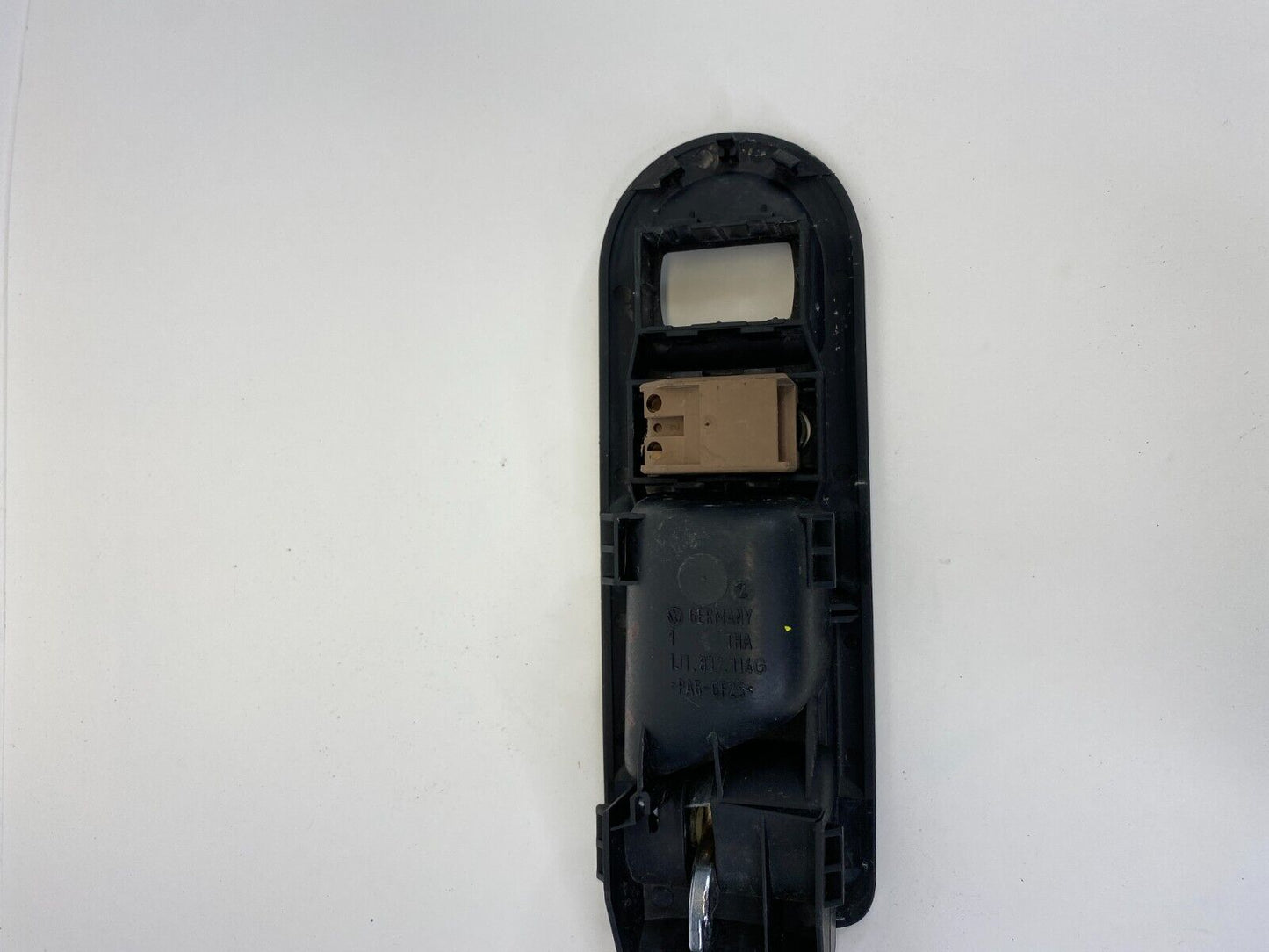 99-05 Volkswagen Jetta Front Right Inner Door Handle w/ Lock Switch 1J1-837-114