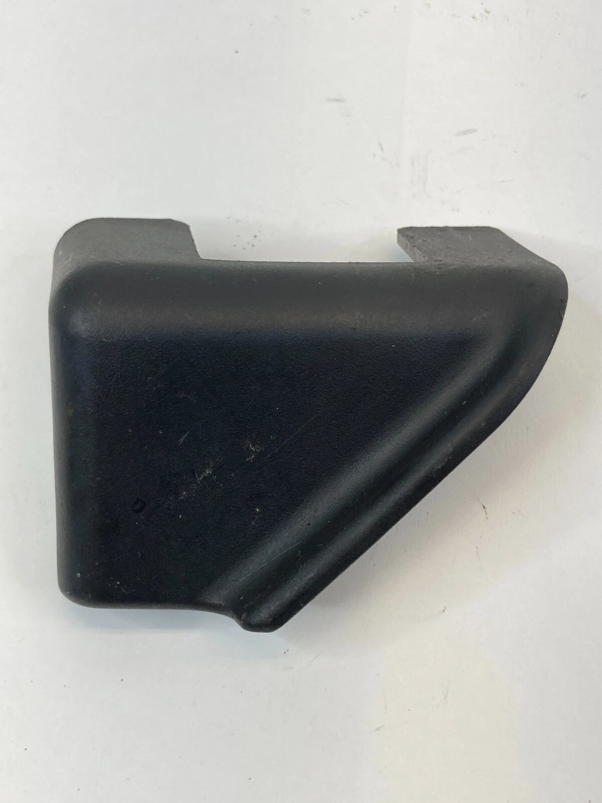 06-12 FORD FUSION FRONT RIGHT SEAT FORWARD FOOT COVER CAP OUTER 6E5354130A02AAW