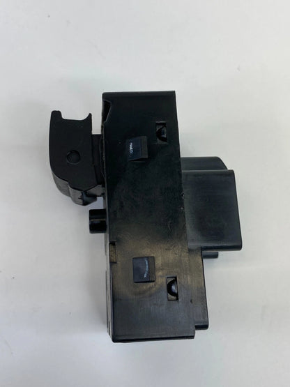 2010-2017 CHEVROLET EQUINOX REAR RIGHT SIDE DOOR WINDOW CONTROL SWITCH 13305368