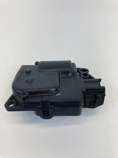 2008-2016 Town & Country HVAC A/C Heater Blend Door Flap Actuator M8679001 OEM