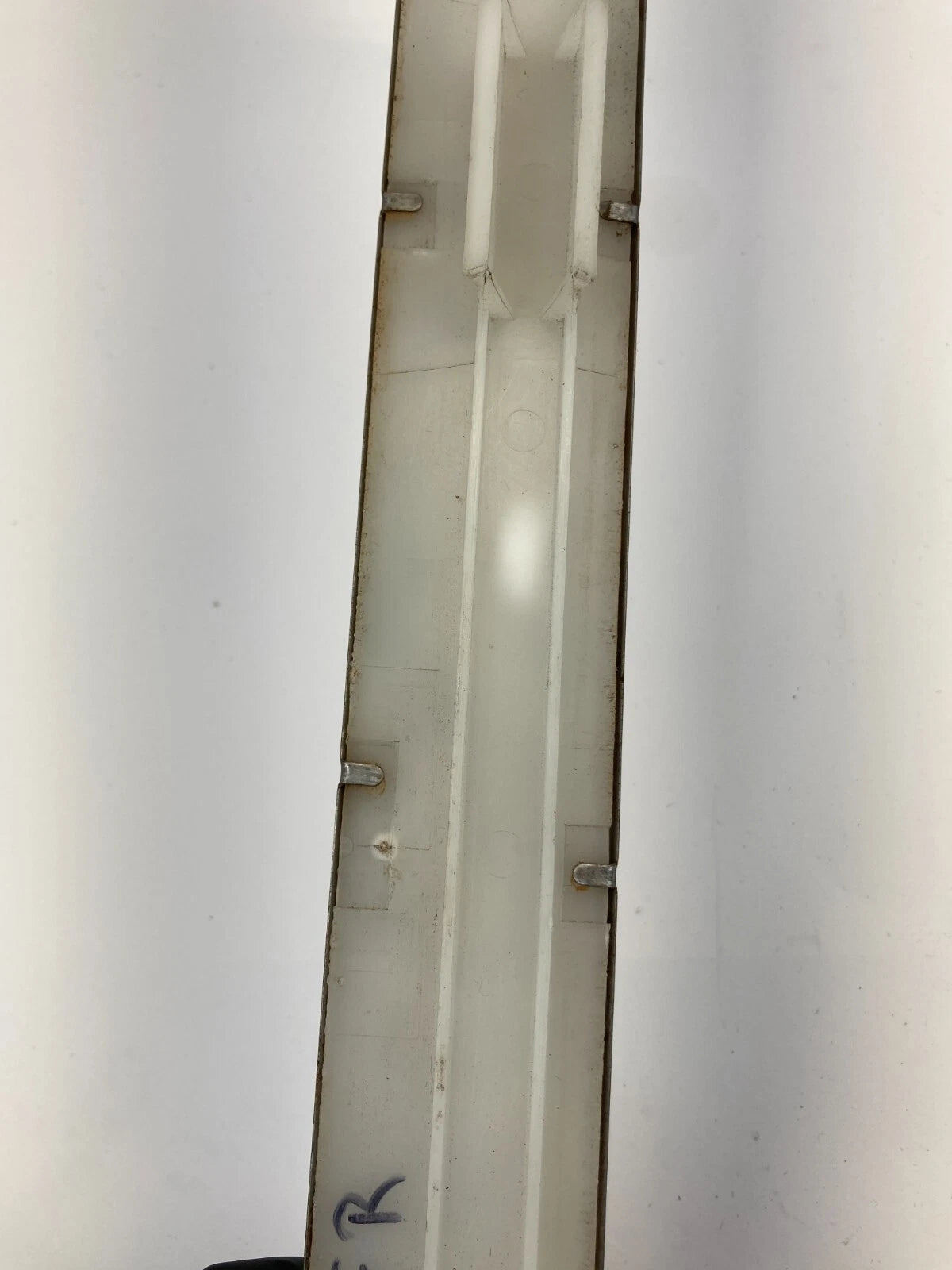 2002 2003 MERCEDES-BENZ ML 320 FRONT RIGHT DOOR SCUFF SILL TRIM PLATE OEM