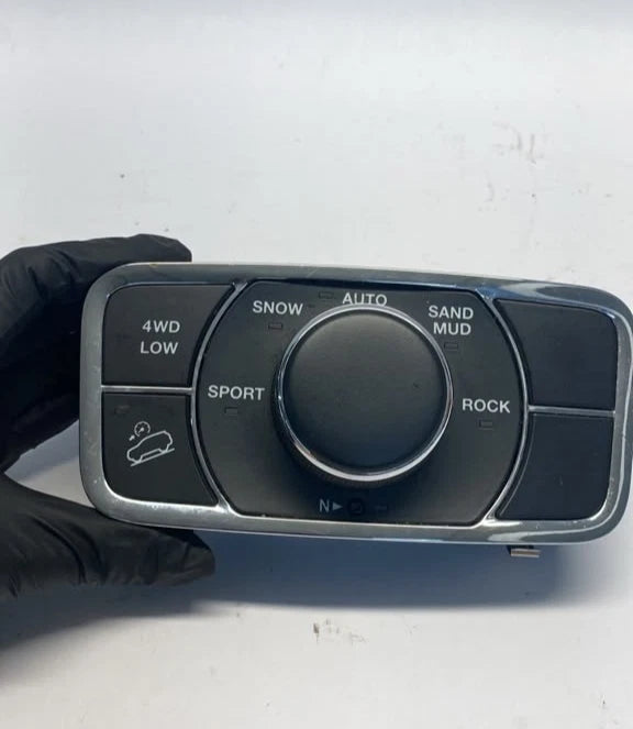 2011-2013 JEEP GRAND CHEROKEE TRANSFER CASE CONTROL SWITCH OEM P56046234AD