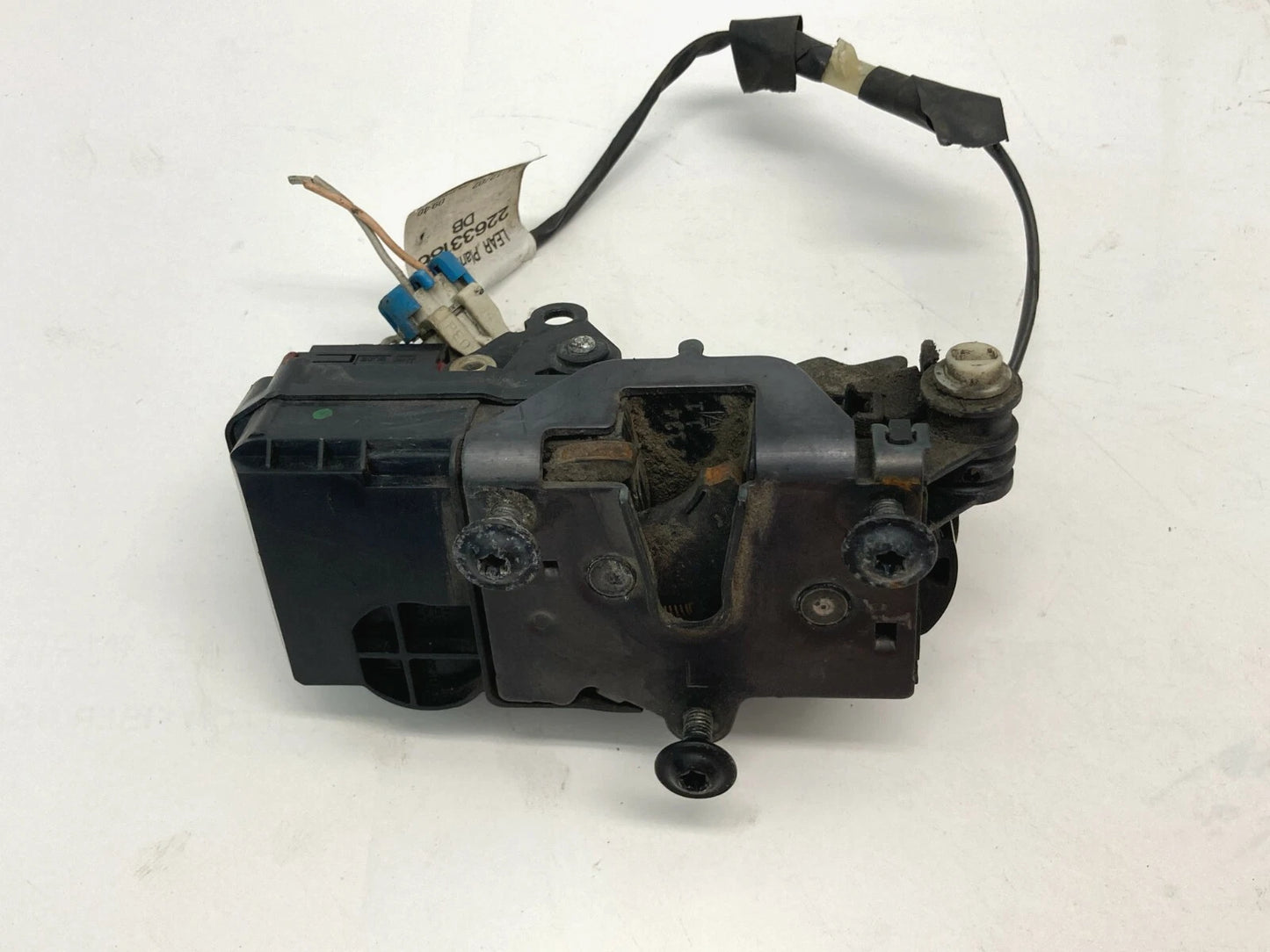 2003 03 SATURN VUE REAR LEFT DRIVER SIDE DOOR LOCK LATCH ACTUATOR 22695985 OEM