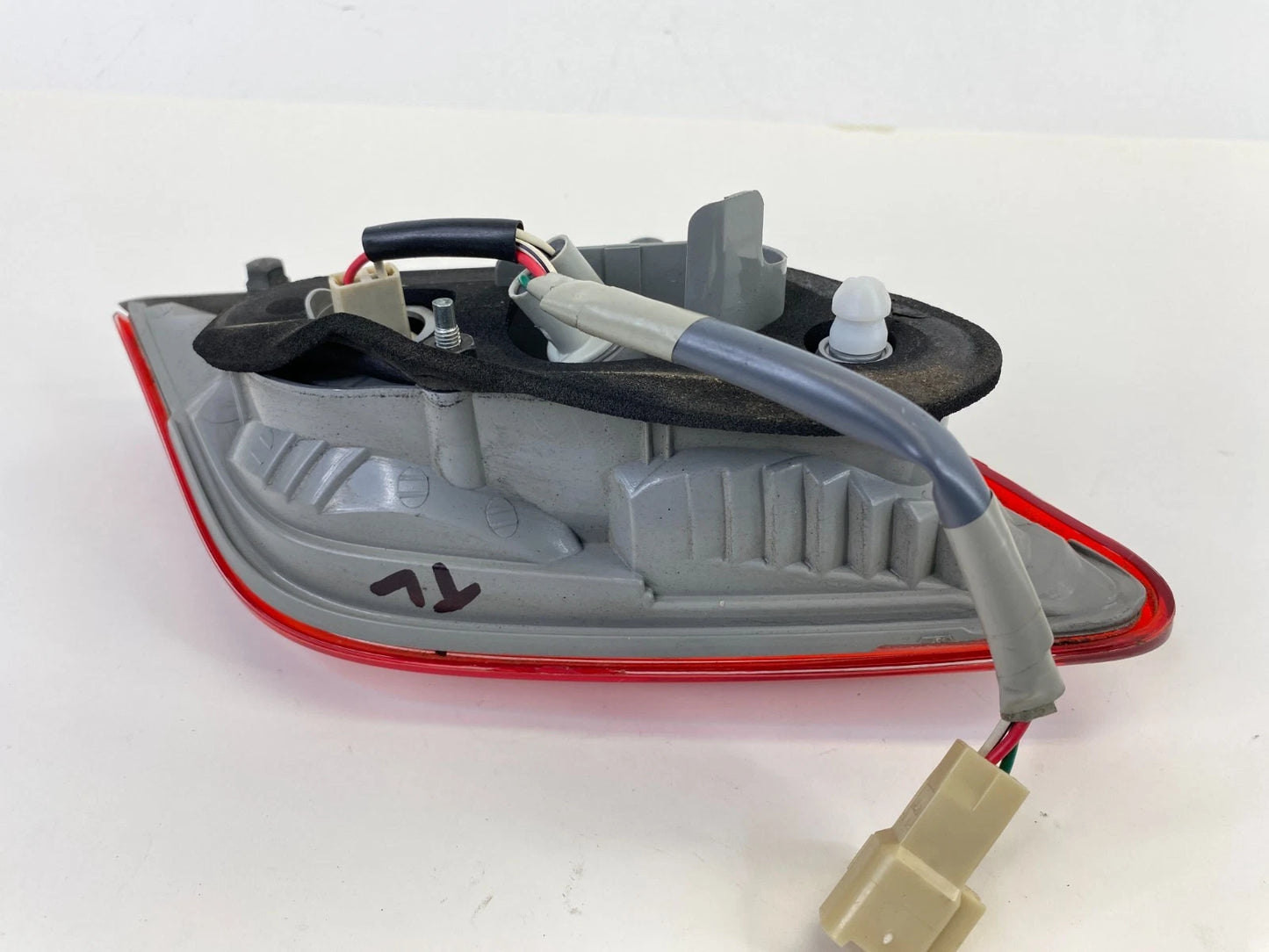 2007-2009 TOYOTA CAMRY REAR LEFT SIDE TRUNK LID INNER TAILLIGHT TAIL LIGHT LAMP