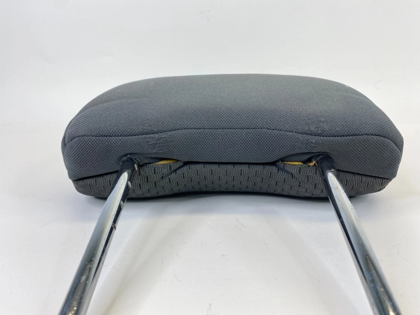 2002 2003 2004 NISSAN XTERRA RIGHT PASSENGER SIDE SEAT HEADREST HEAD REST OEM