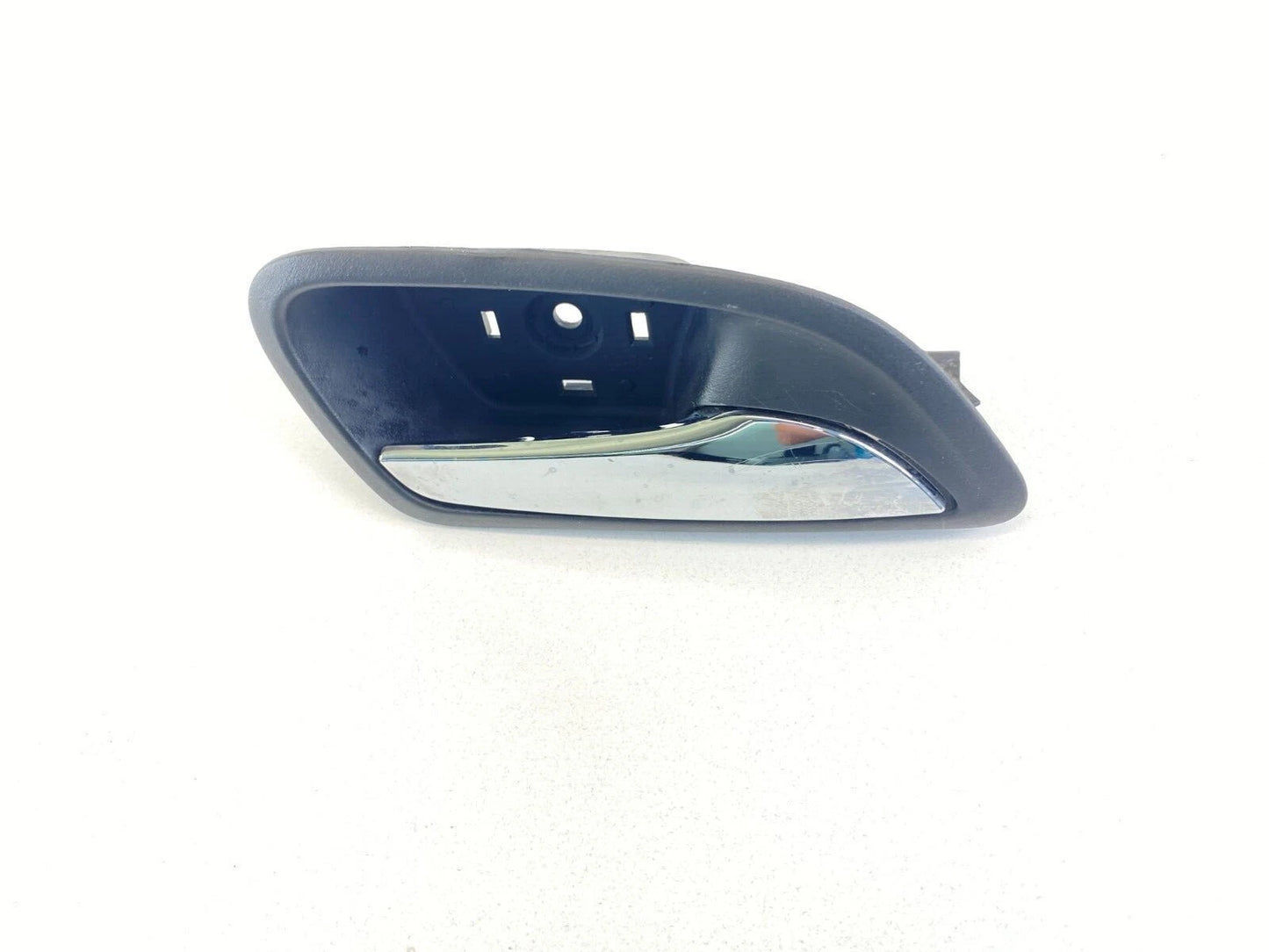11-16 CHEVROLET CRUZE REAR RIGHT SIDE INTERIOR INNER DOOR HANDLE 96845901 OEM