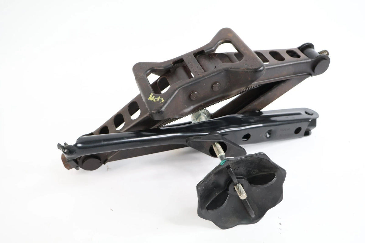 11-23 CHRYSLER 300 CHARGER SPARE TIRE SCISSOR JACK TOOL LUG WRENCH OEM 68055402A