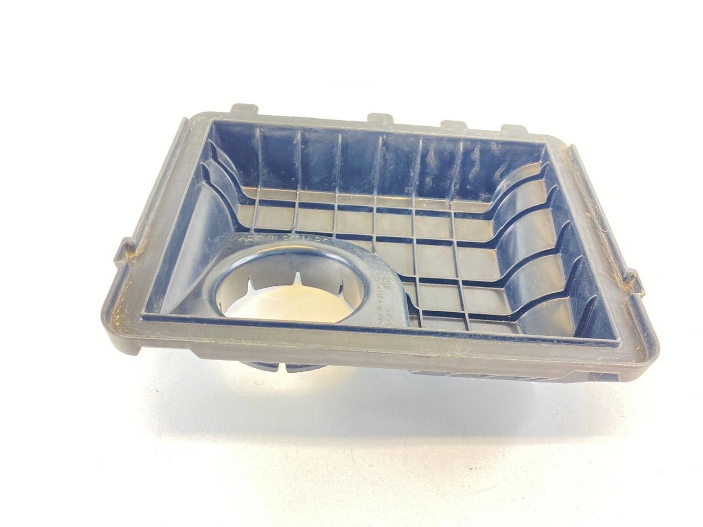 2000-2005 CHEVROLET MONTE CARLO IMPALA AIR INTAKE CLEANER FILTER BOX COVER LID