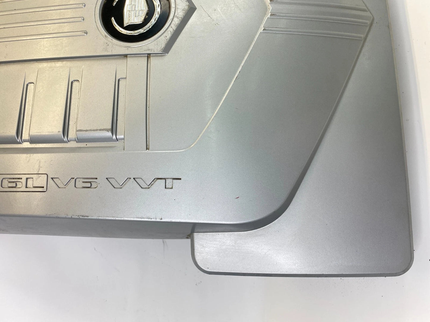 2004-2009 CADILLAC SRX 3.6L V6 VVT ENGINE TOP COVER TRIM APPEARANCE SHIELD OEM