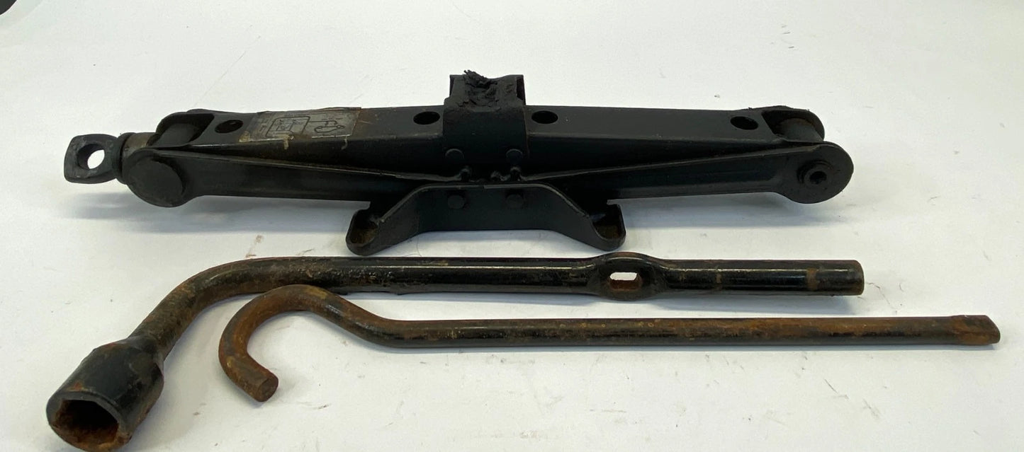 2006-2011 HONDA CIVIC EMERGENCY SPARE TIRE SCISSOR JACK & TOOL KIT WRENCH OEM