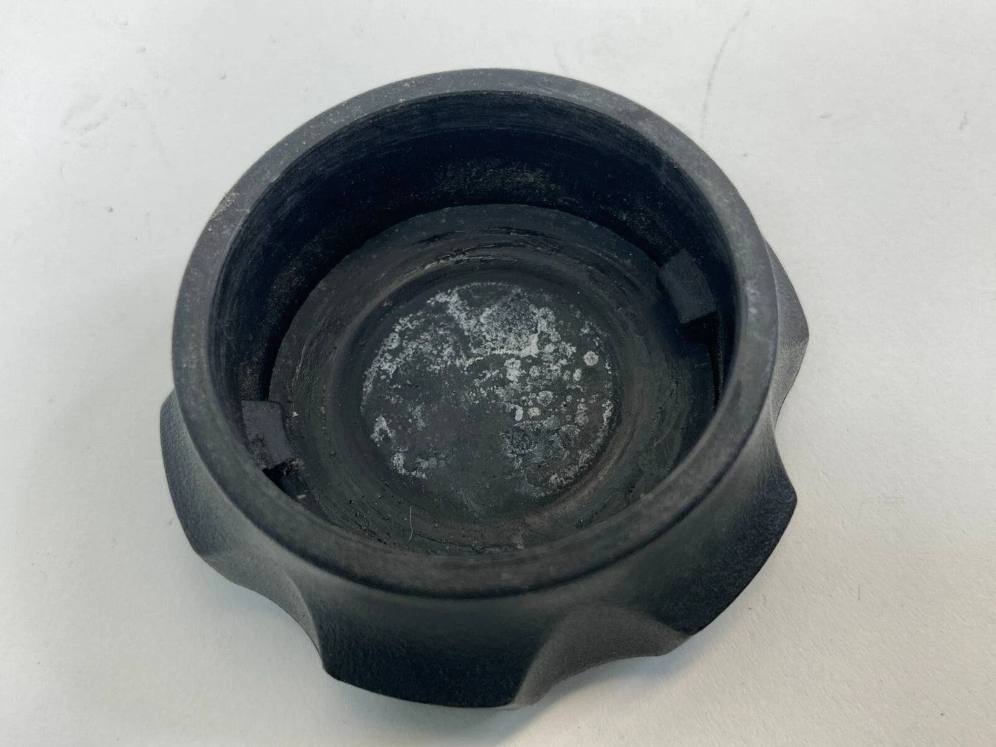 06-11 HYUNDAI ACCENT 1.6L RADIATOR ENGINE COOLANT RESERVOIR CAP TANK COVER OEM