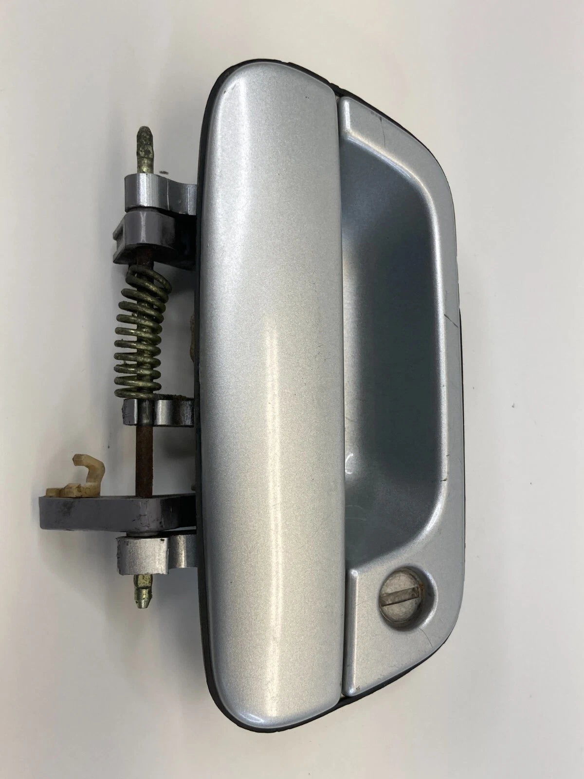 2013-2015 CHEVROLET SPARK FRONT RIGHT PASSENGER OUTSIDE DOOR HANDLE OEM 96690050