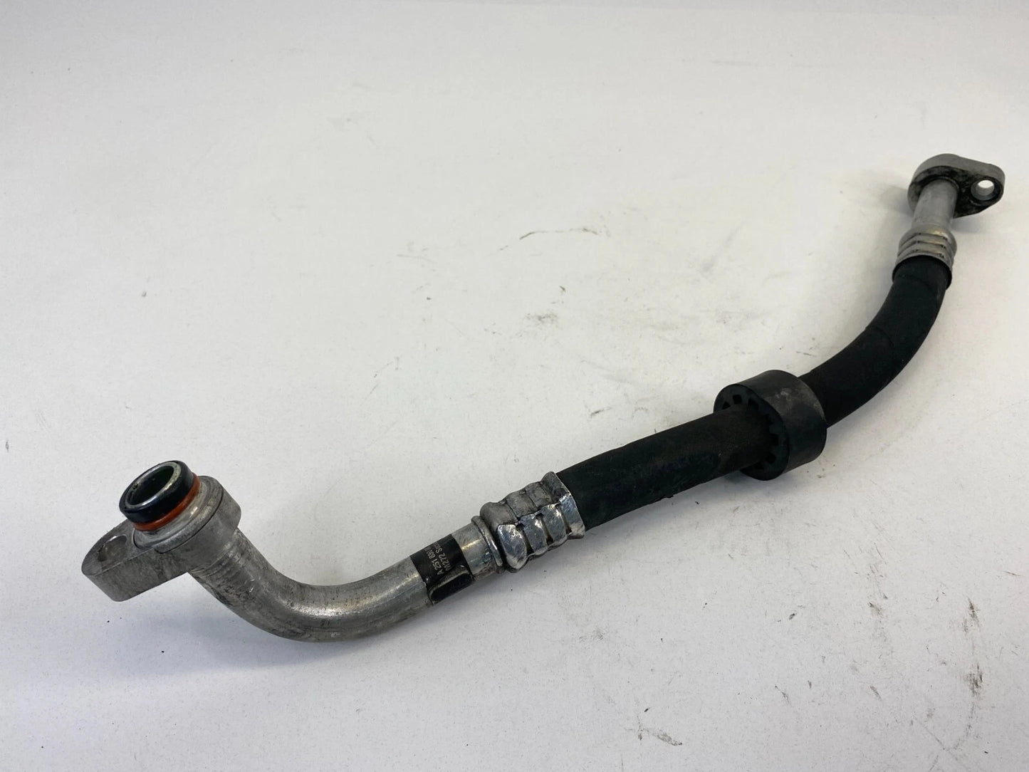 2006-2012 MERCEDES-BENZ R350 AC REFRIGERANT SUCTION HOSE LINE A2518300815 OEM