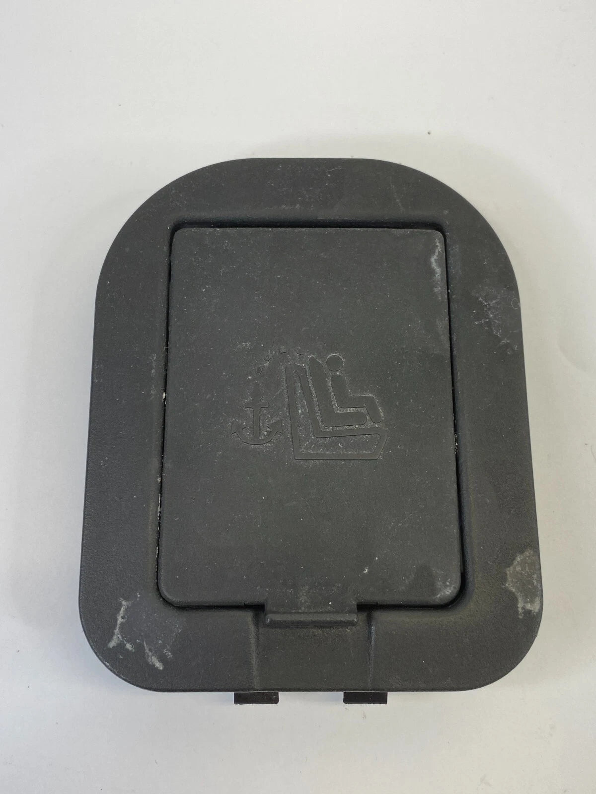 2007-2011 CHEVROLET AVEO REAR CHILD SEAT ANCHOR COVER PLATE TRIM CAP PANEL OEM