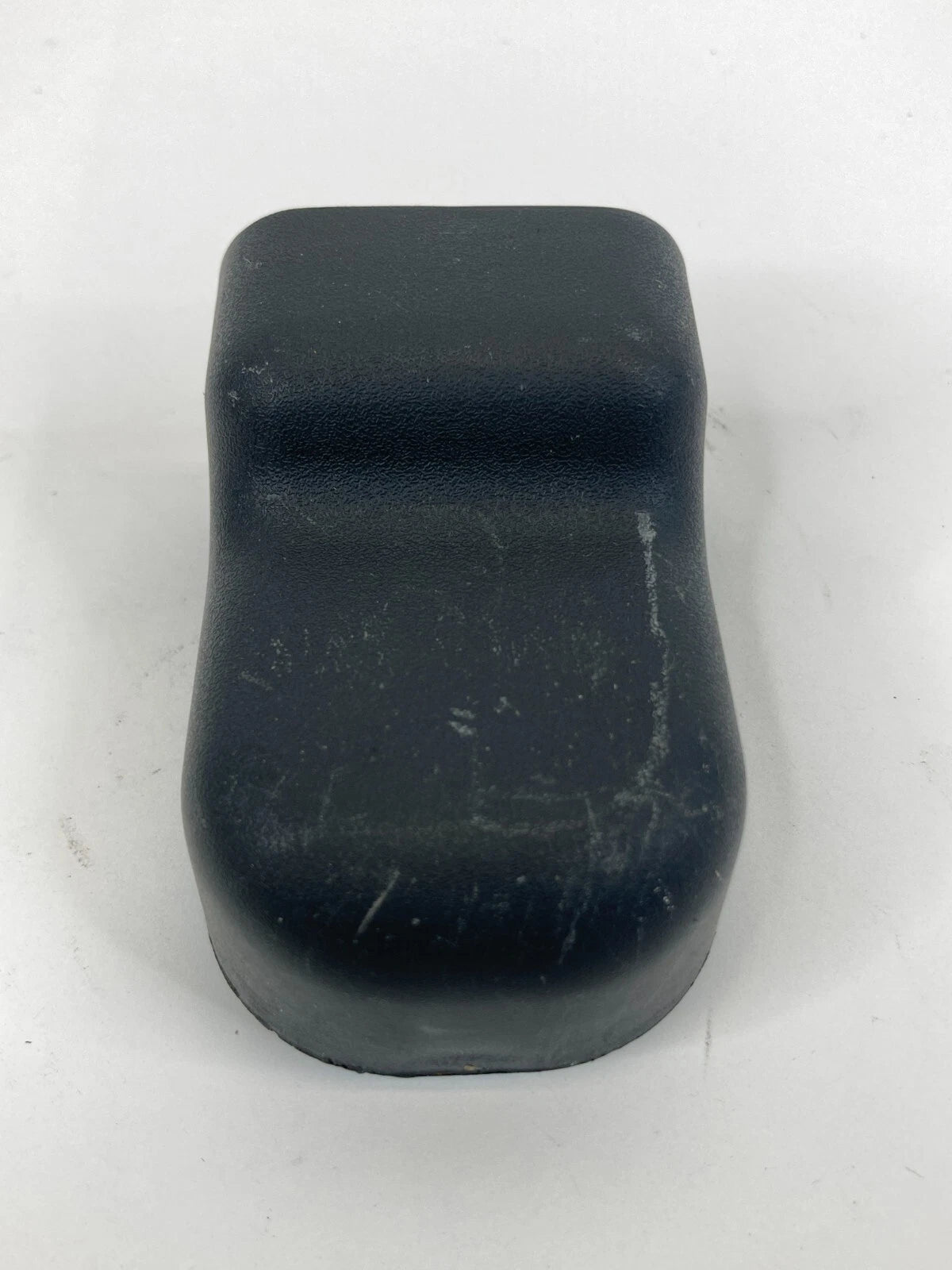 2009 2010 HYUNDAI ELANTRA SEDAN FRONT LEFT SIDE SEAT TRACK COVER TRIM CAP OEM