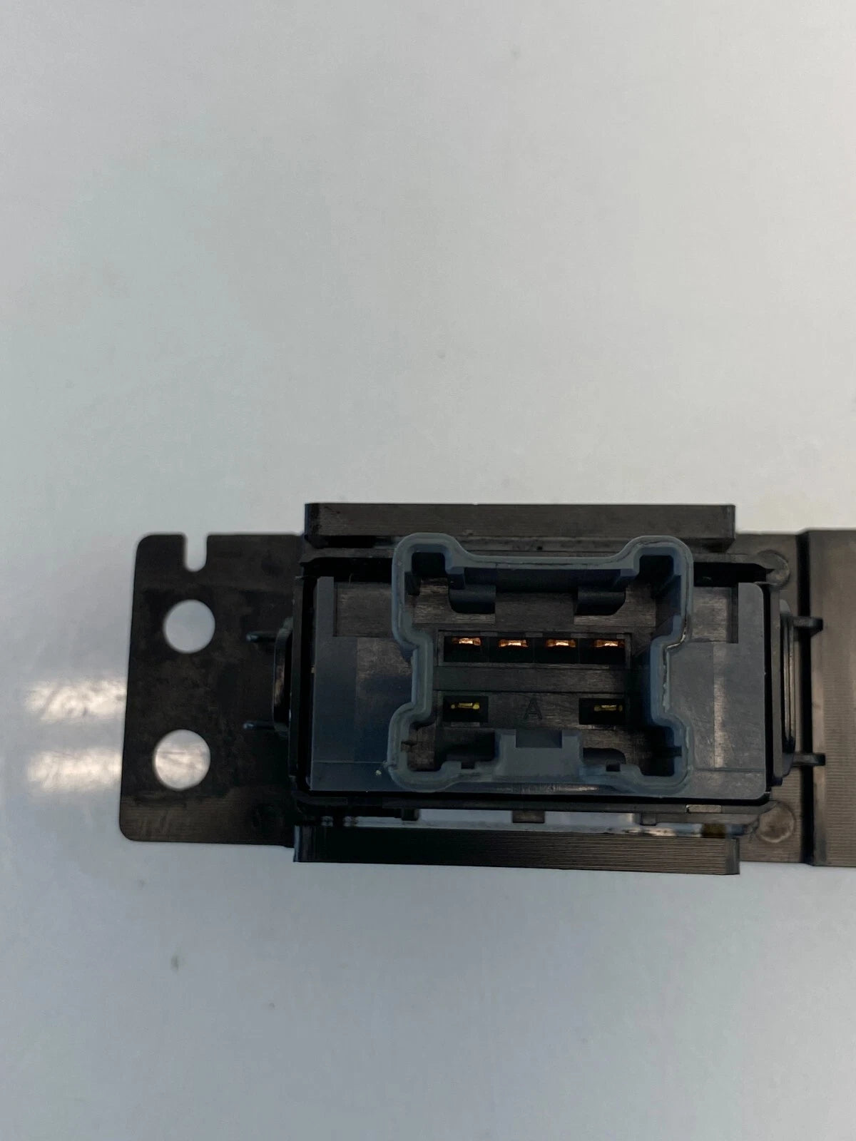 2005 2006 INFINITI G35 FRONT DRIVER LEFT SEAT MEMORY CONTROL SWITCH OEM