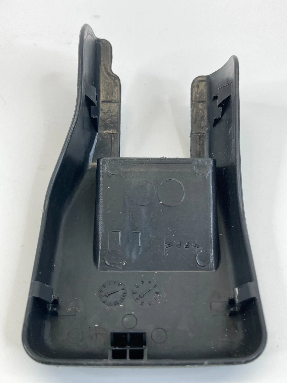 2003-2007 NISSAN MURANO FRONT LEFT DRIVER SIDE SEAT RAIL TRACK COVER LH