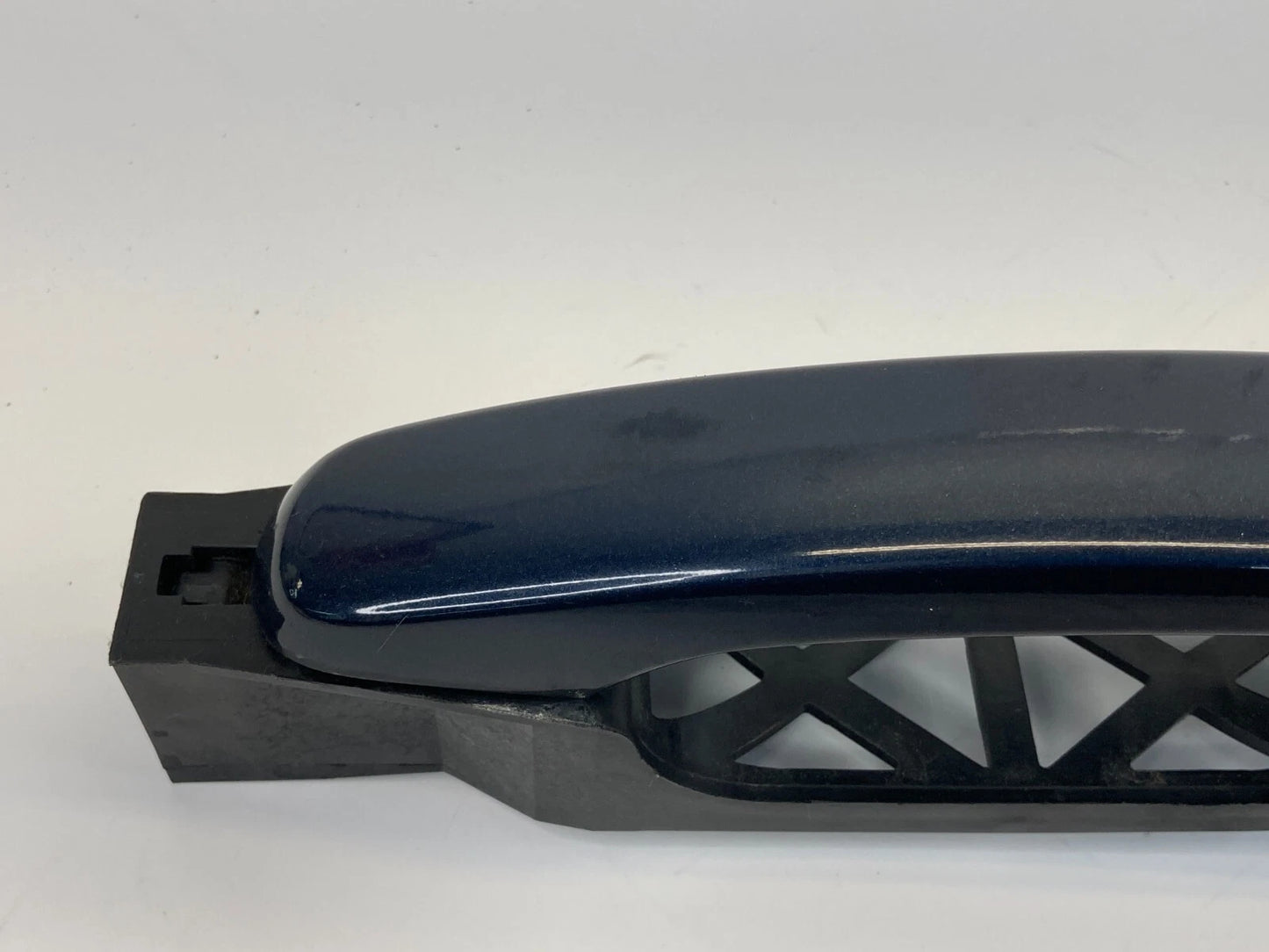 2010-2017 CHEVROLET EQUINOX REAR LEFT SIDE EXTERIOR OUTER DOOR HANDLE 15786207