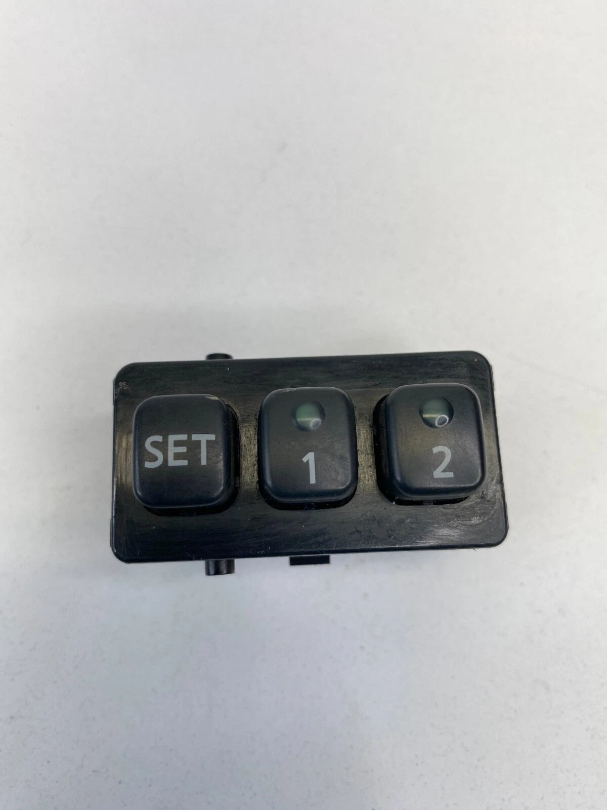 2001-2003 INFINITI QX4 FRONT LEFT DRIVER SIDE DOOR MEMORY SEAT CONTROL SWITCH