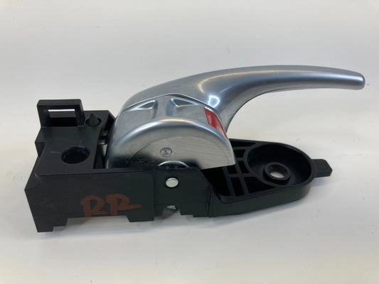 2015-2017 CHRYSLER 200 REAR RIGHT PASSENGER INTERIOR DOOR HANDLE OEM 3038087