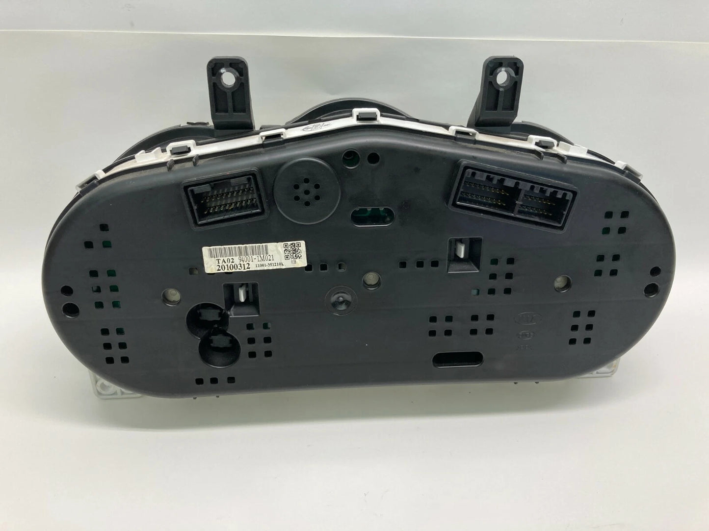 2010 KIA FORTE SPEEDOMETER INSTRUMENT CLUSTER GAUGES PANEL 206K 94001-1M021 OEM