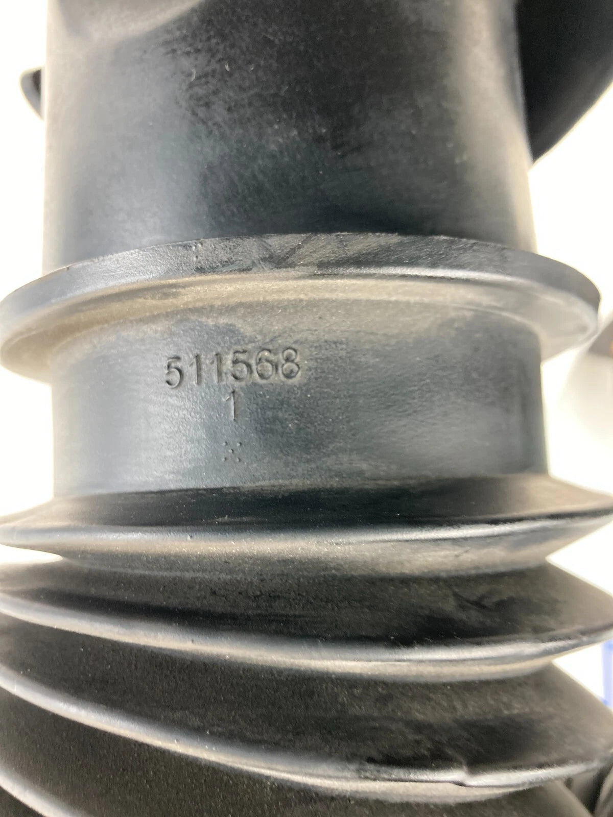 2011-2019 DODGE CHARGER 5.7L AIR CLEANER INTAKE DUCT INLET TUBE ASSEMBLY OEM